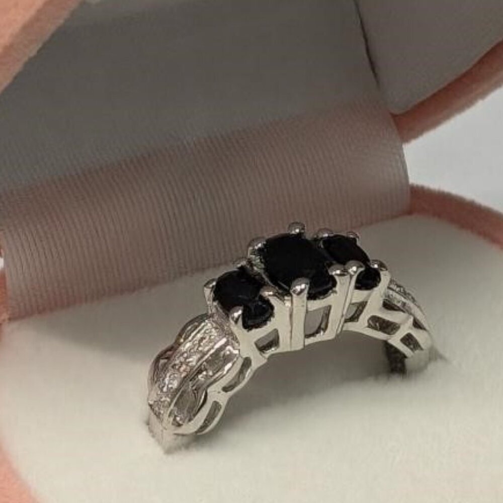 Silver Sapphire 1Ct Ring, Suggested Retail Value $200 - Picture 2 of 3